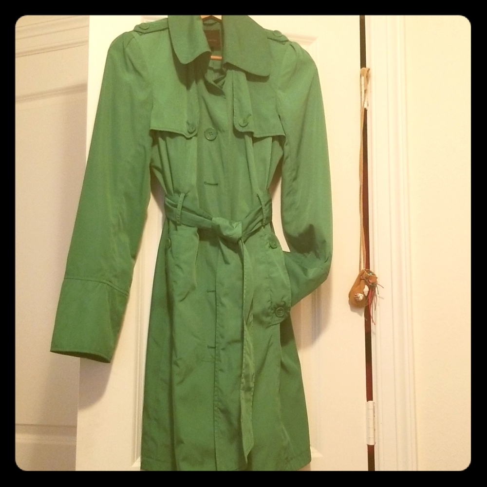 Stylish trench/ Price Drop